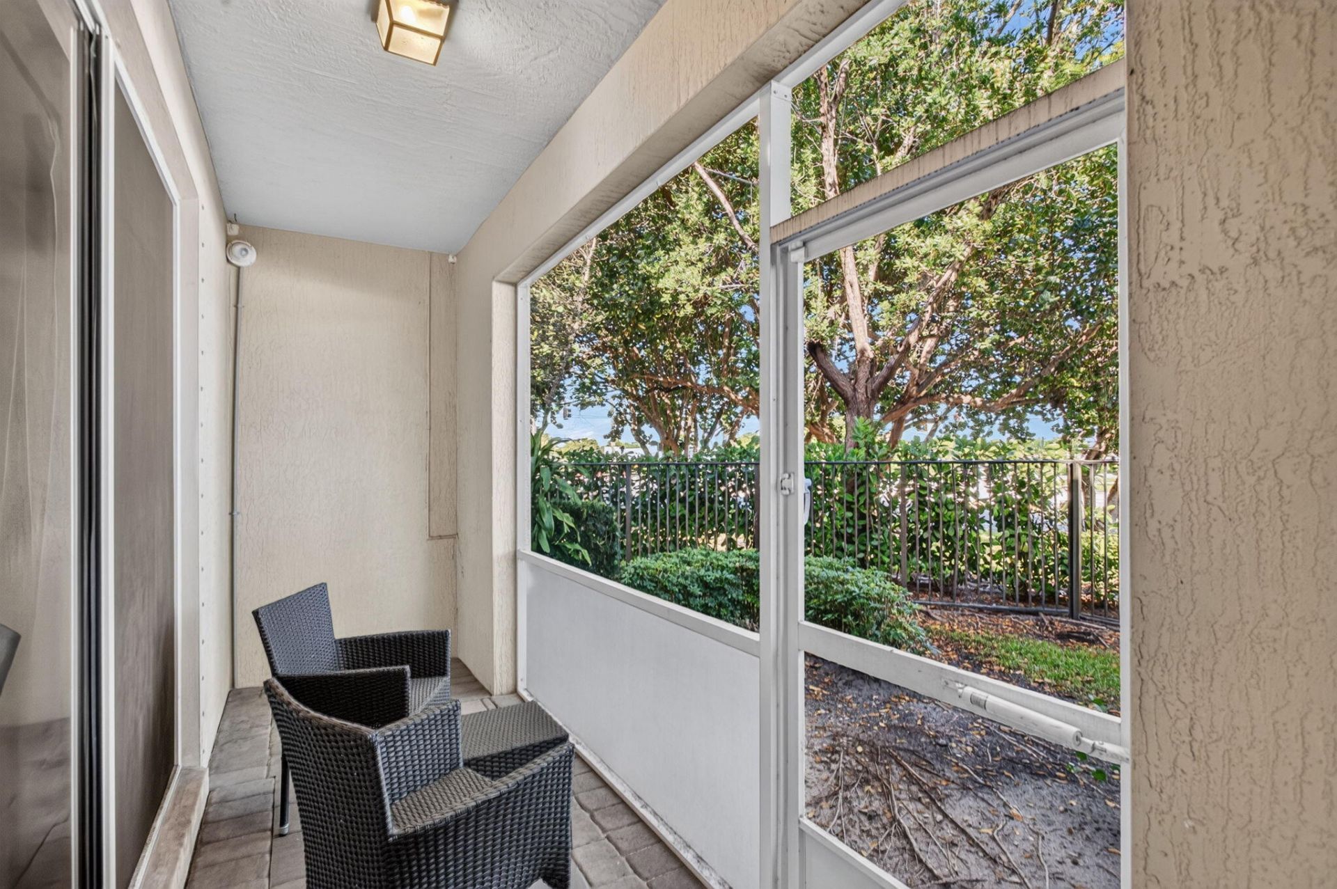 305 NE 47th Place, Unit 305, Deerfield Beach, FL 33064 Photo