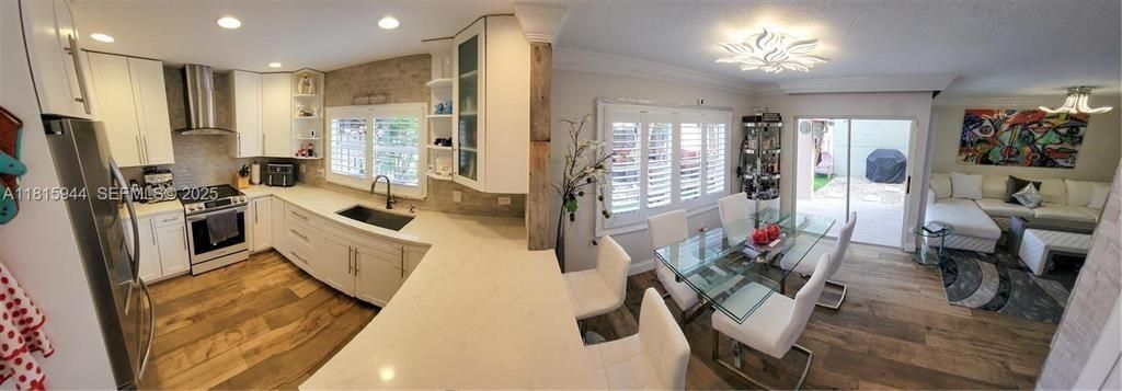 9894 NW 2nd Court, Plantation, FL 33324 Photo