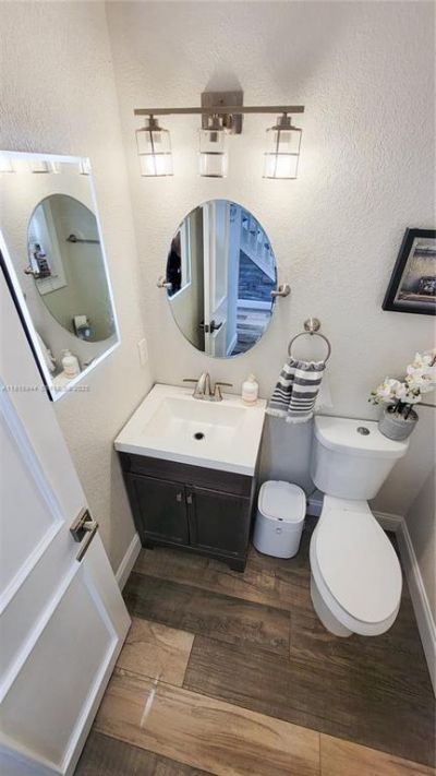 9894 NW 2nd Court, Plantation, FL 33324 Photo