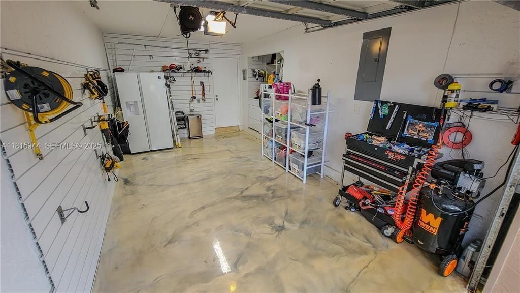 9894 NW 2nd Court, Plantation, FL 33324 Photo