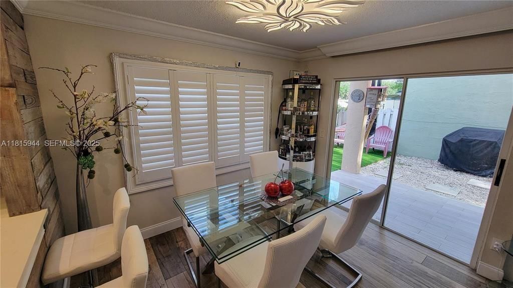 9894 NW 2nd Court, Plantation, FL 33324 Photo