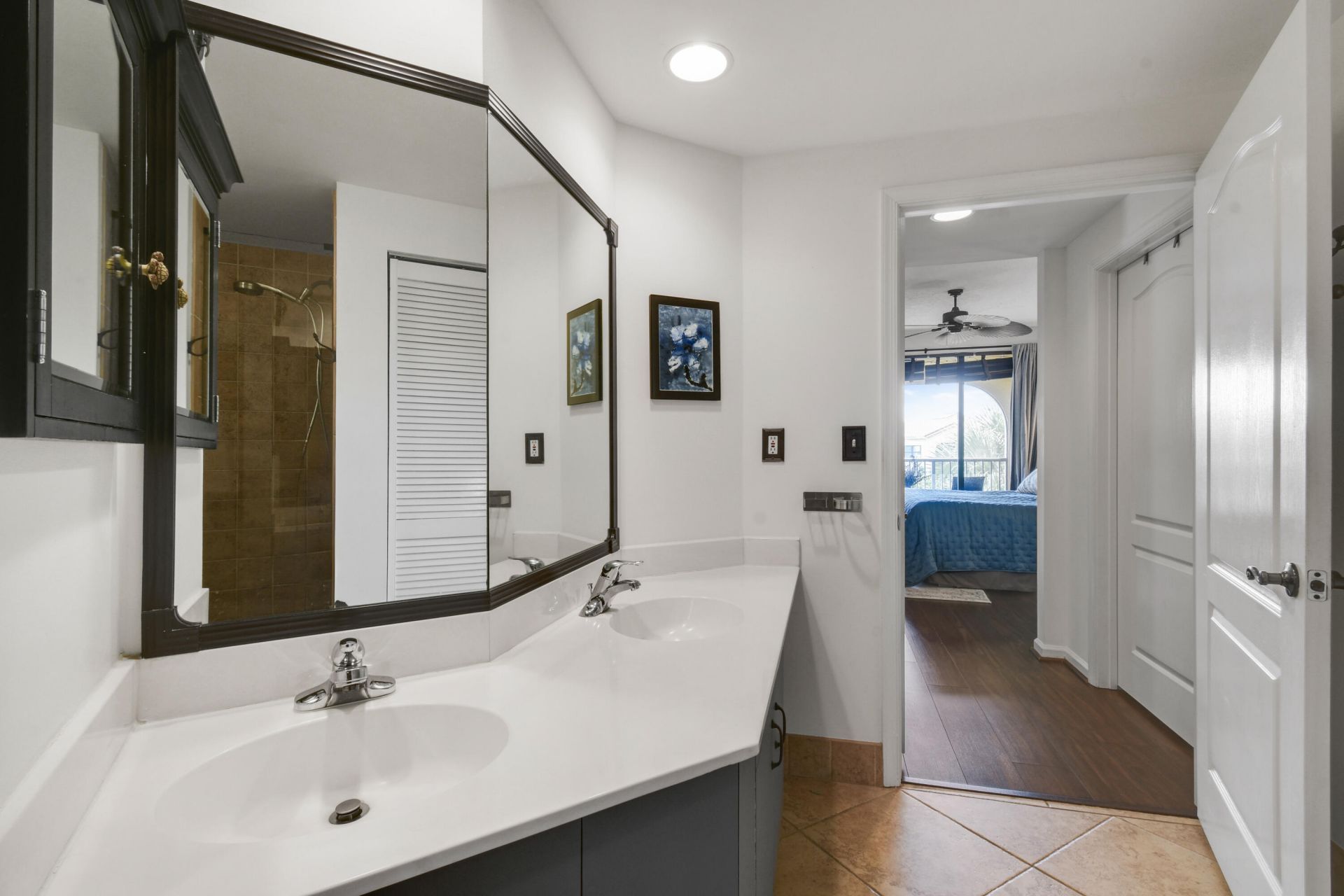 200 Uno Lago Drive, Unit 403, Juno Beach, FL 33408 Photo