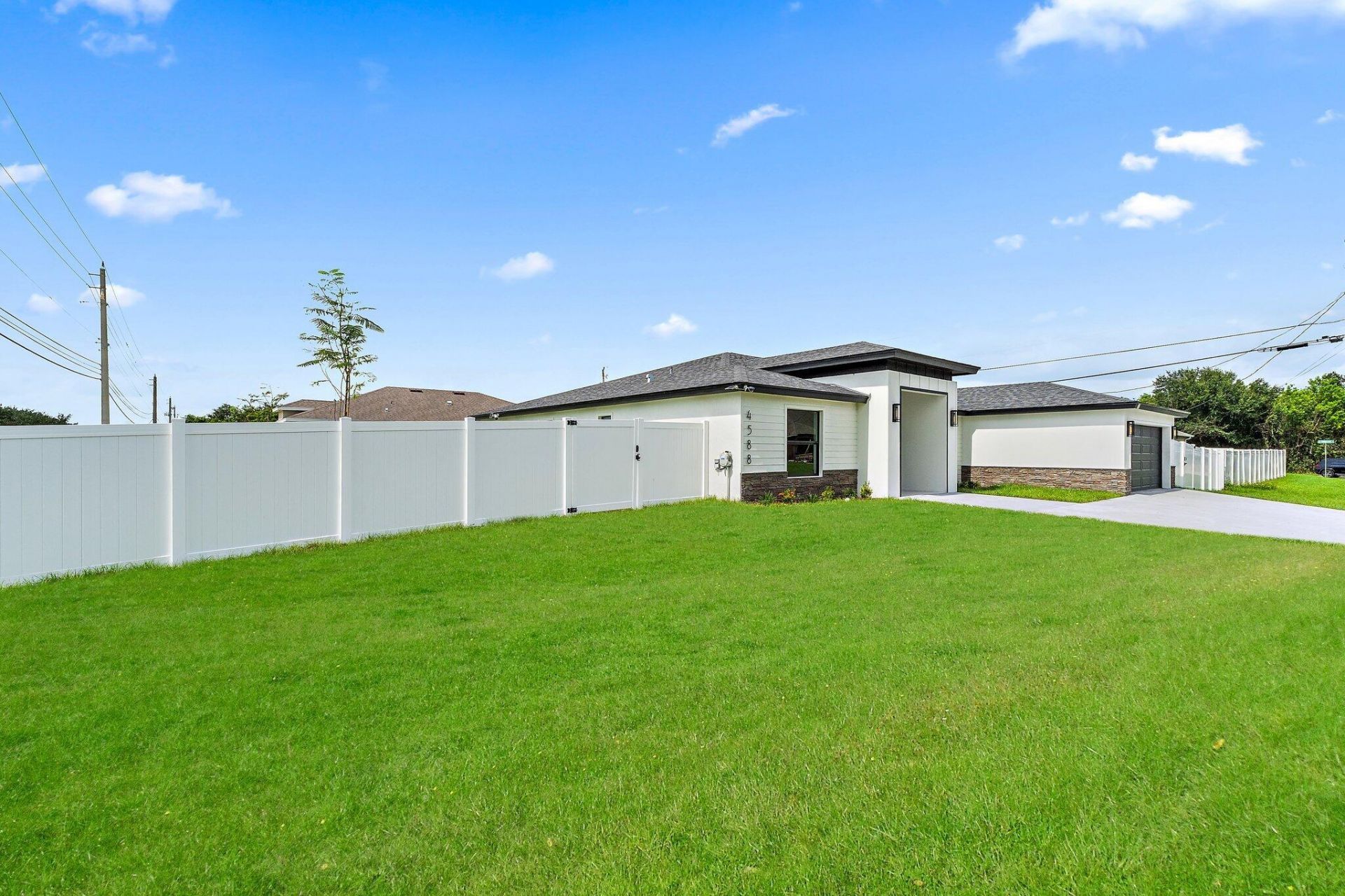 4588 SW Athena Drive, Port Saint Lucie, FL 34953 Photo