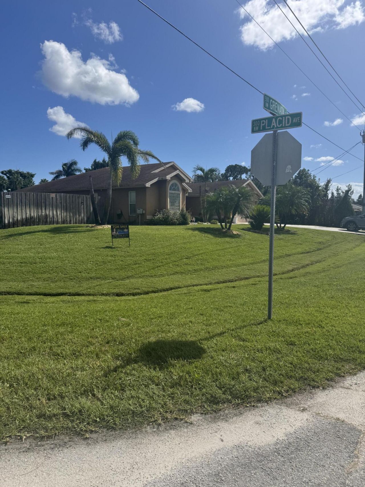 591 NW Grenada Street, Port Saint Lucie, FL 34983 Photo