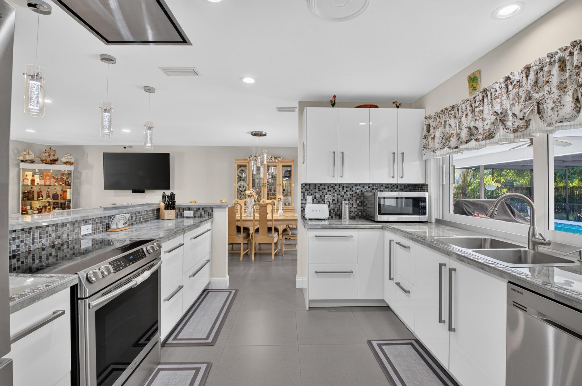 3880 Lowson Boulevard, Delray Beach, FL 33445 Photo