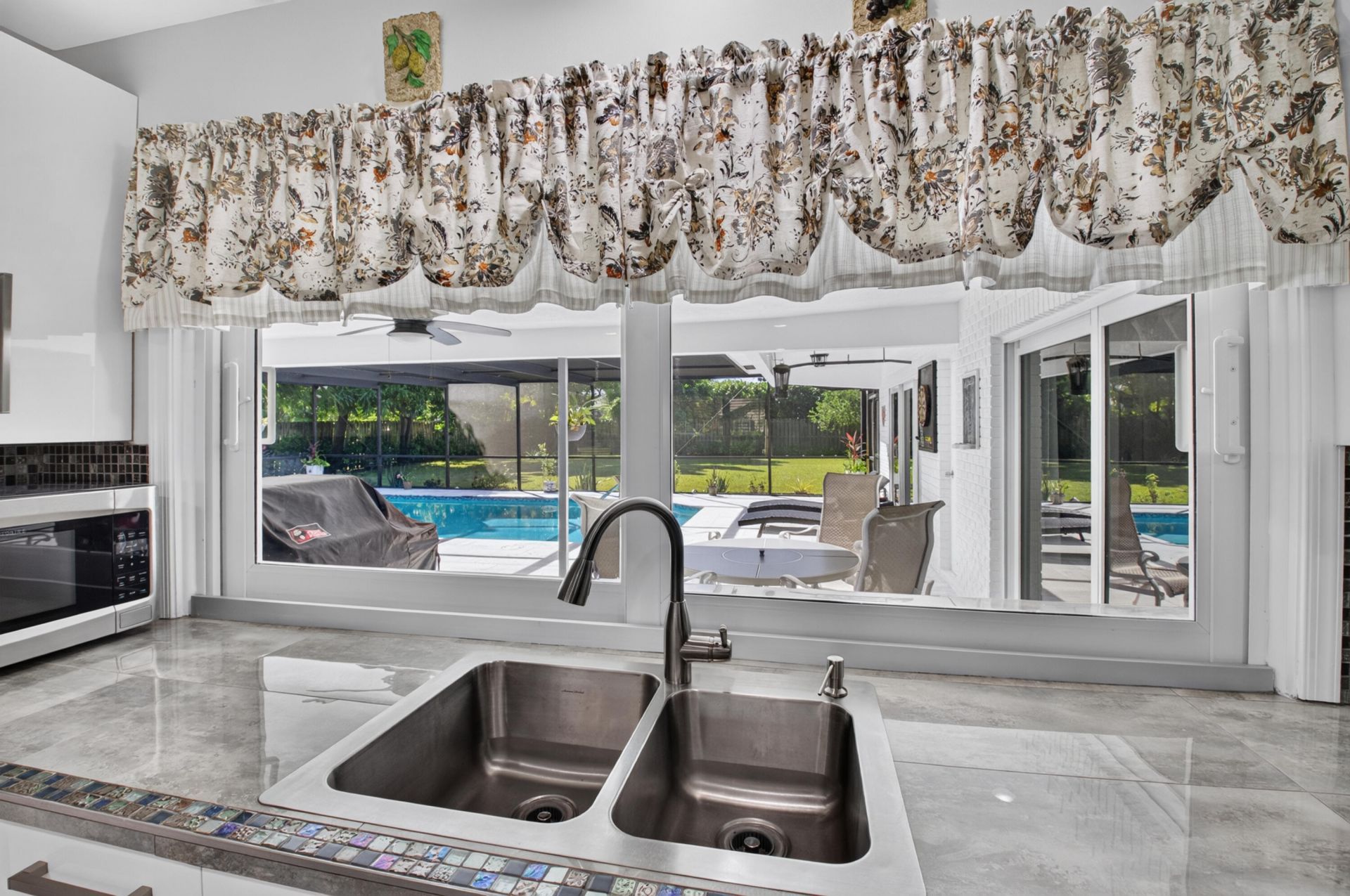 3880 Lowson Boulevard, Delray Beach, FL 33445 Photo