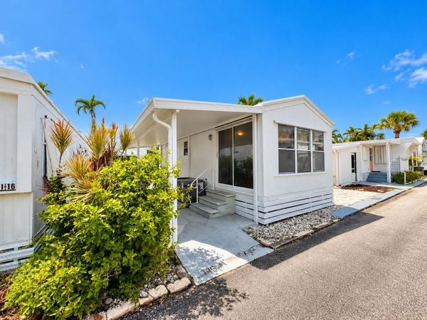 15 HIBISCUS Drive, Unit I, Briny Breezes, FL 33435