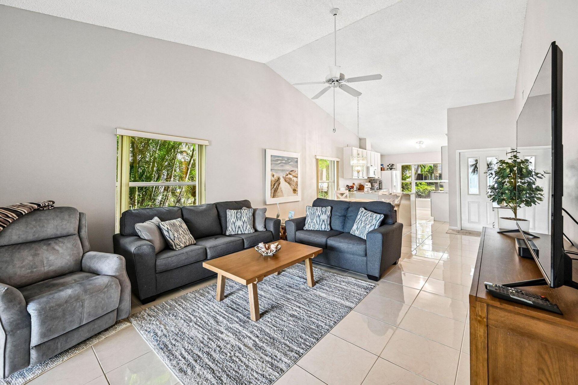 10843 SE Sea Pines Circle, Hobe Sound, FL 33455 Photo