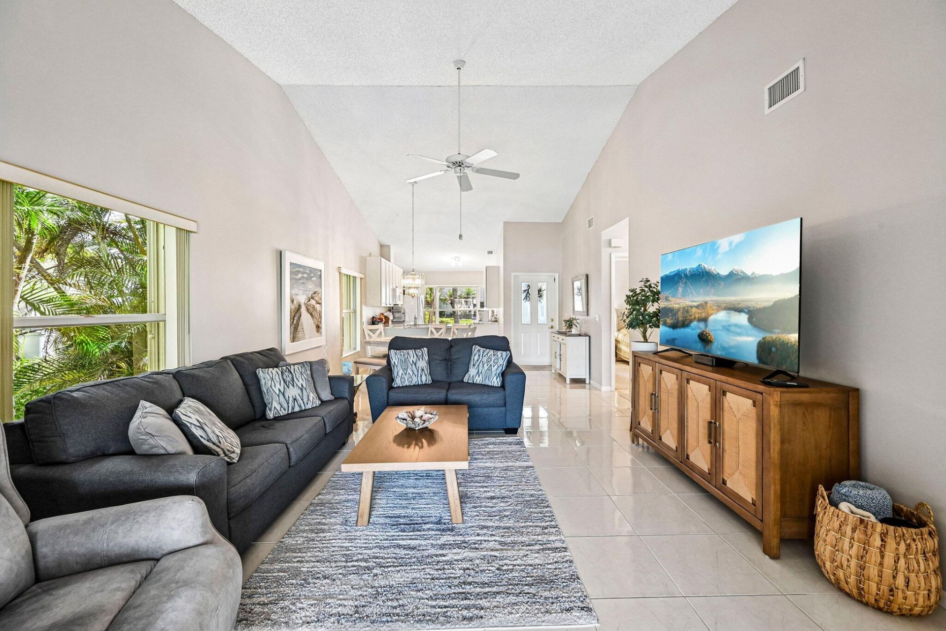 10843 SE Sea Pines Circle, Hobe Sound, FL 33455 Photo