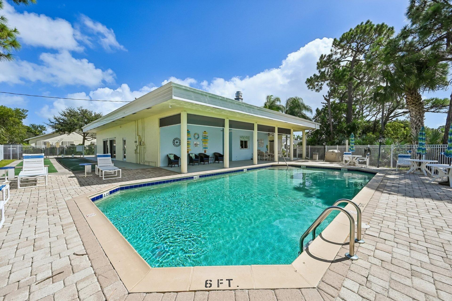 10843 SE Sea Pines Circle, Hobe Sound, FL 33455 Photo