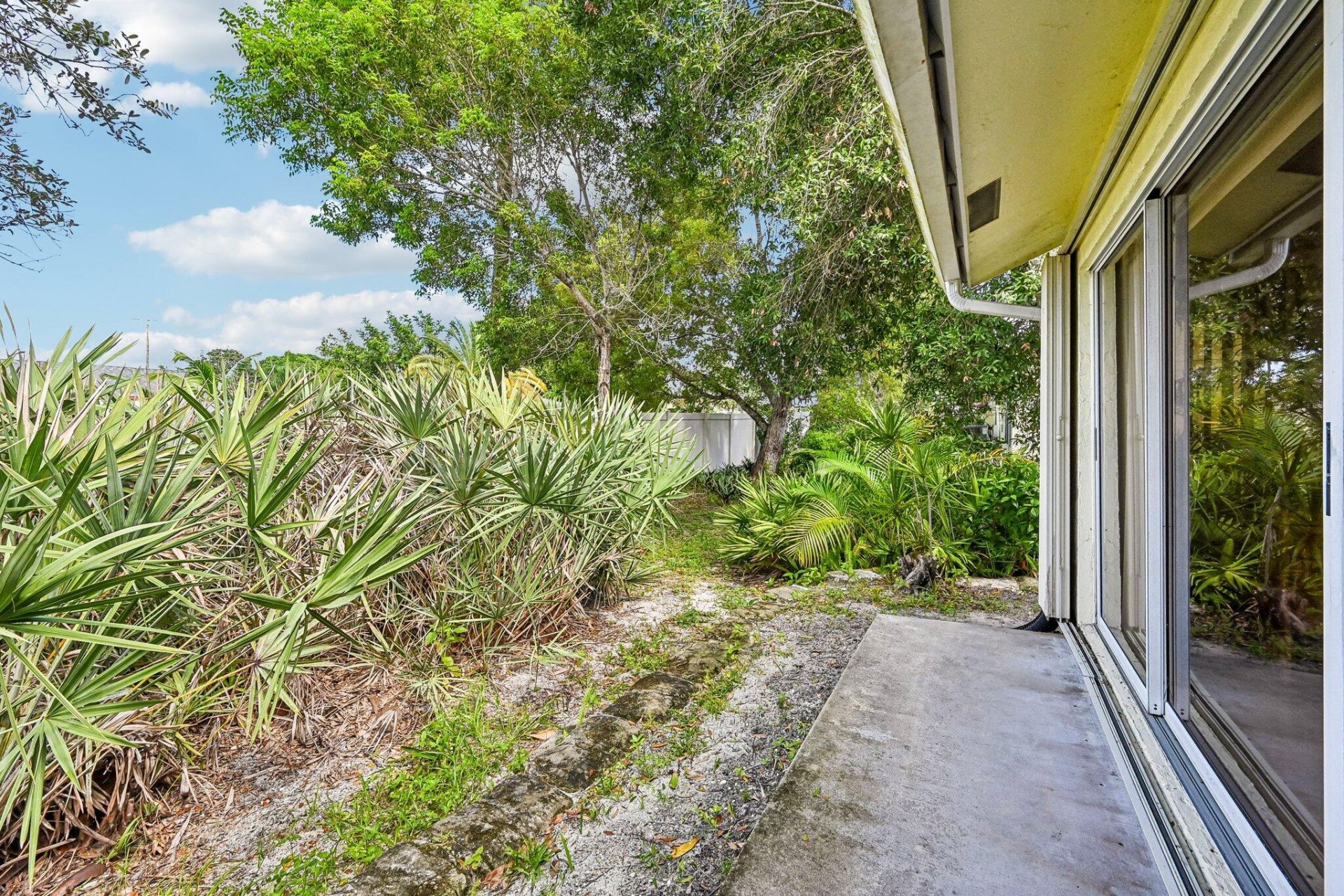10843 SE Sea Pines Circle, Hobe Sound, FL 33455 Photo