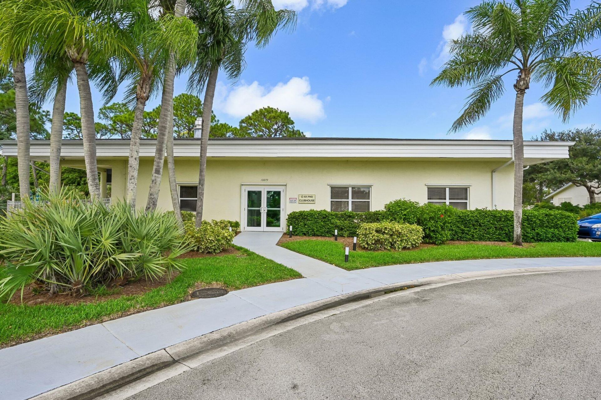 10843 SE Sea Pines Circle, Hobe Sound, FL 33455 Photo