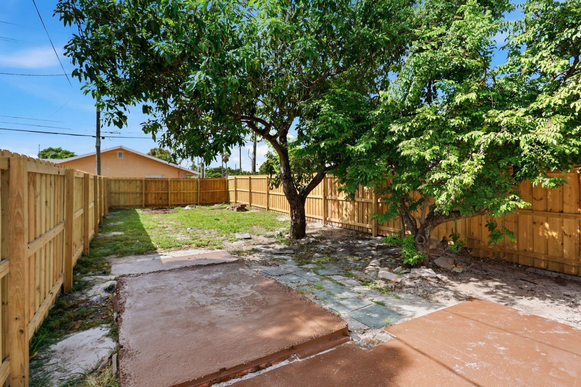 327 N H Street, Lake Worth Beach, FL 33460 Photo