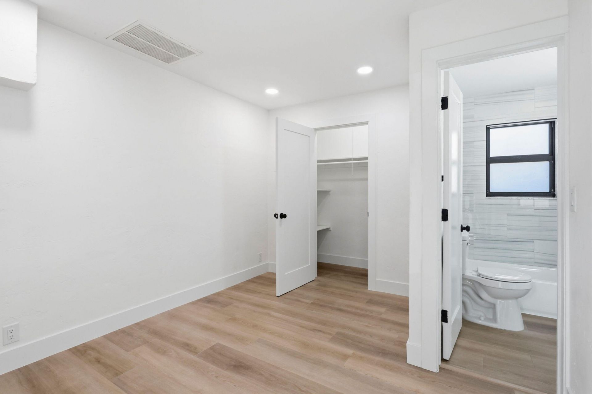 327 N H Street, Lake Worth Beach, FL 33460 Photo