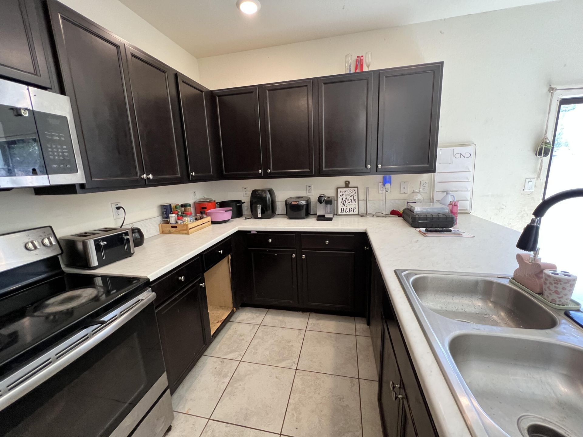 3376 W 105th Terrace, Hialeah, FL 33018 Photo