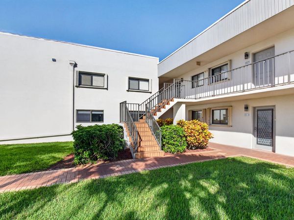 15450 Pembridge Avenue, Unit 163, Delray Beach, FL 33484