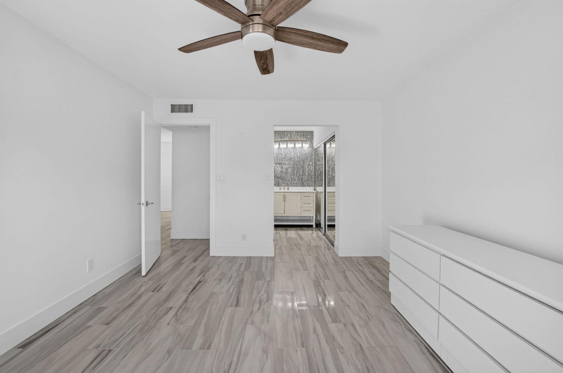15450 Pembridge Avenue, Unit 163, Delray Beach, FL 33484 Photo