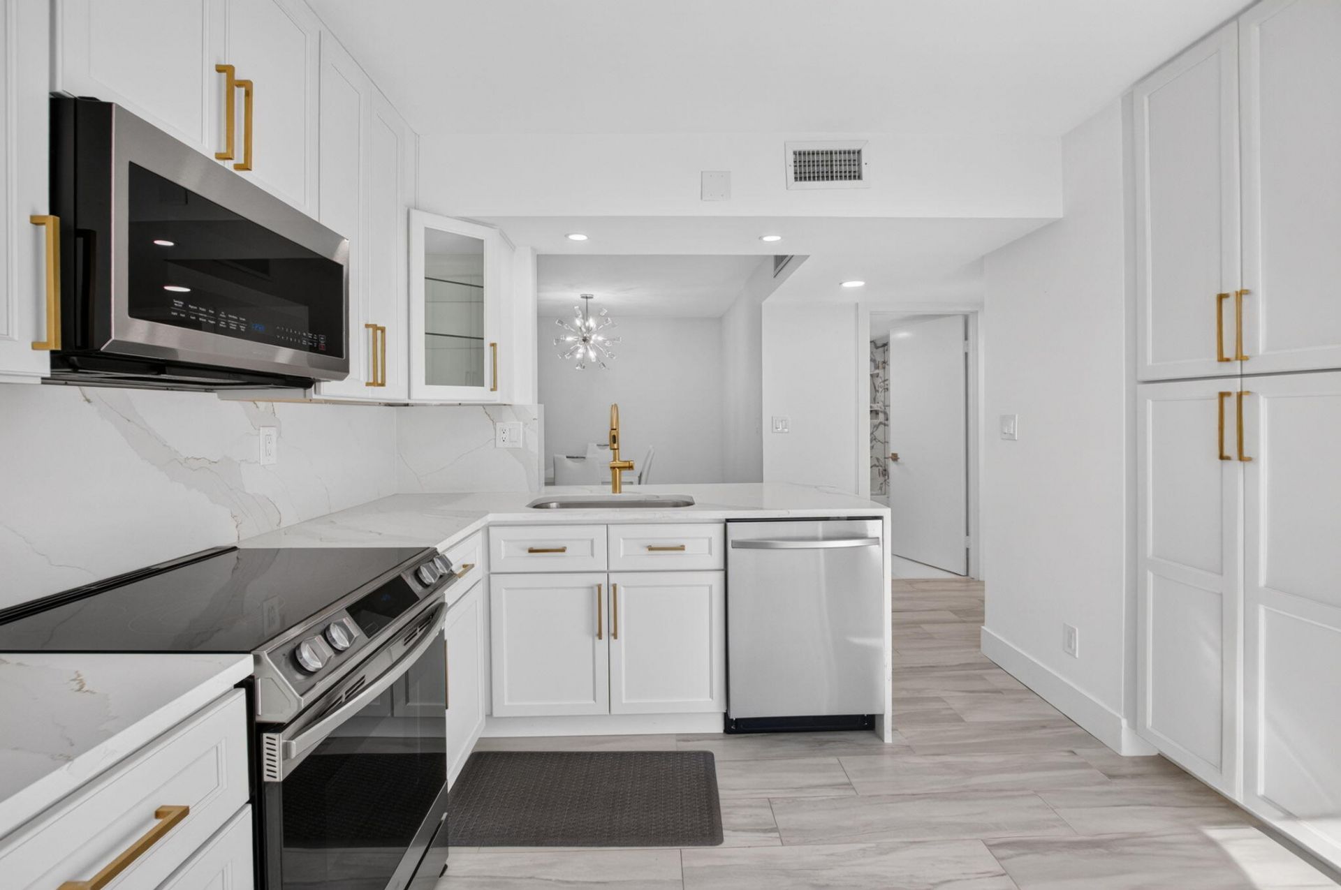 15450 Pembridge Avenue, Unit 163, Delray Beach, FL 33484 Photo