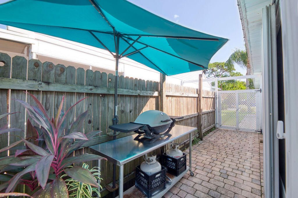 5638 SE Mitzi Lane, Stuart, FL 34997 Photo