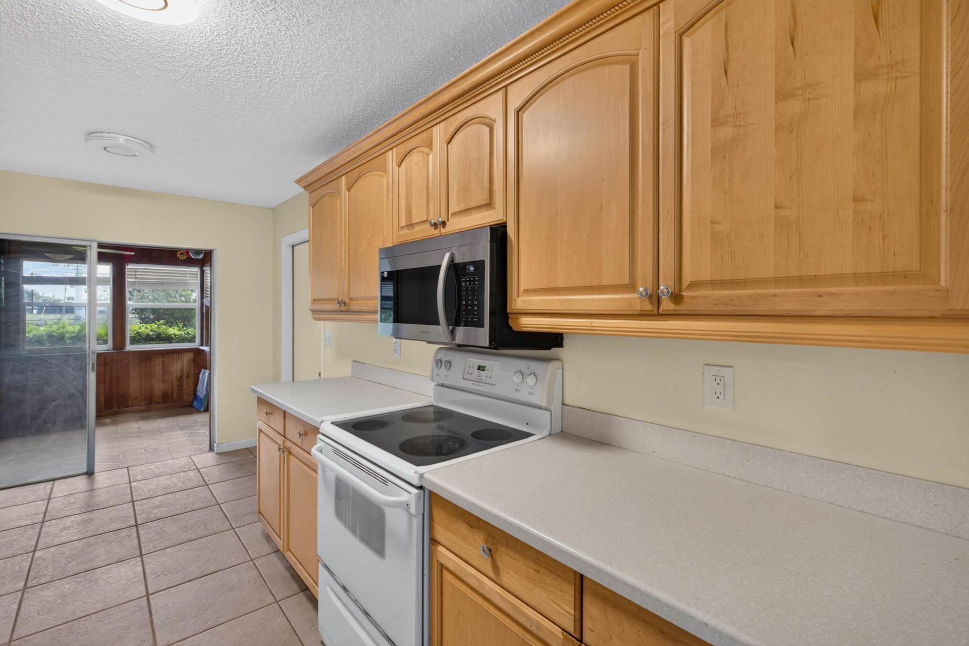 278 Sandpiper Avenue, Royal Palm Beach, FL 33411 Photo