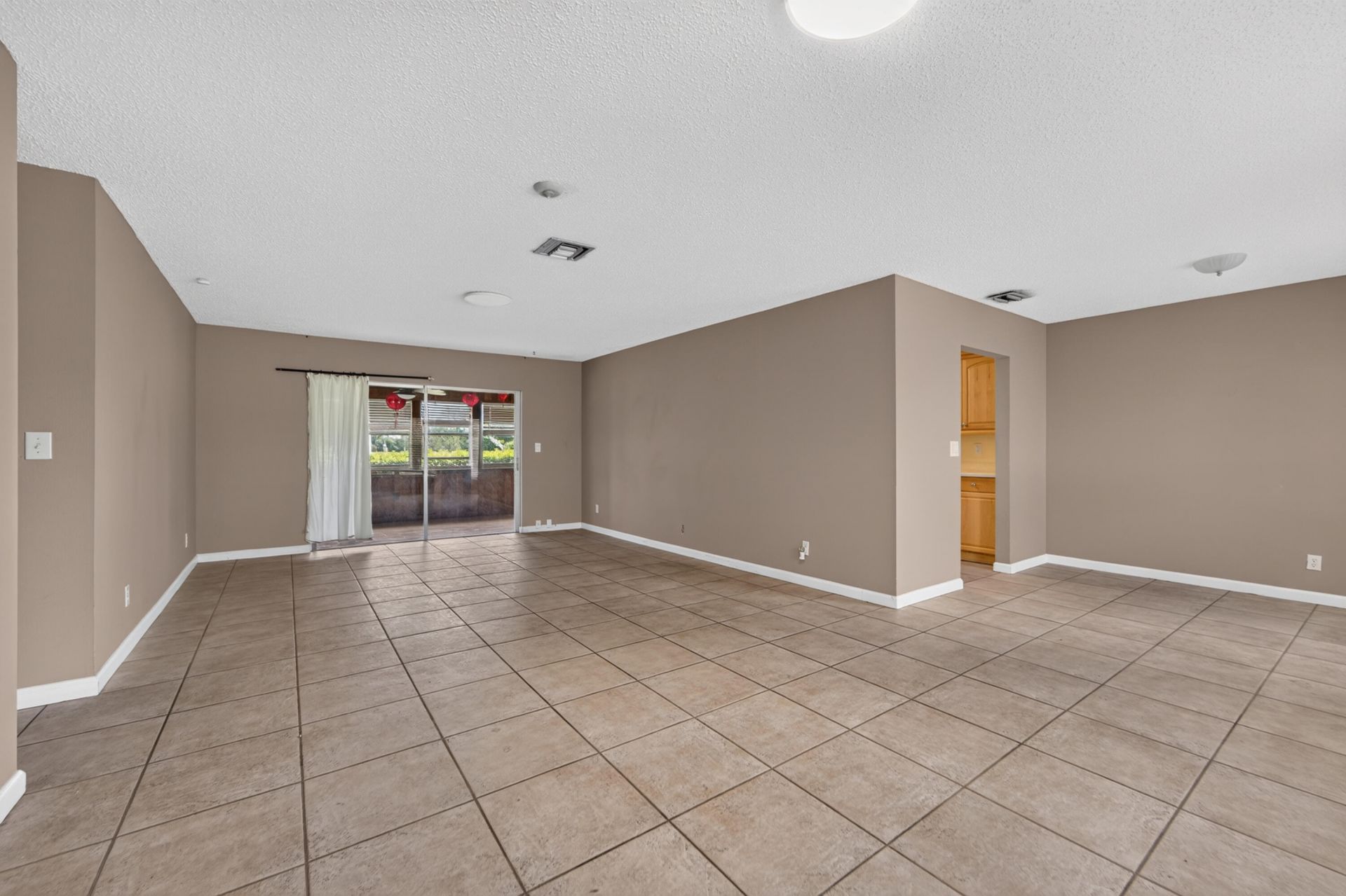278 Sandpiper Avenue, Royal Palm Beach, FL 33411 Photo