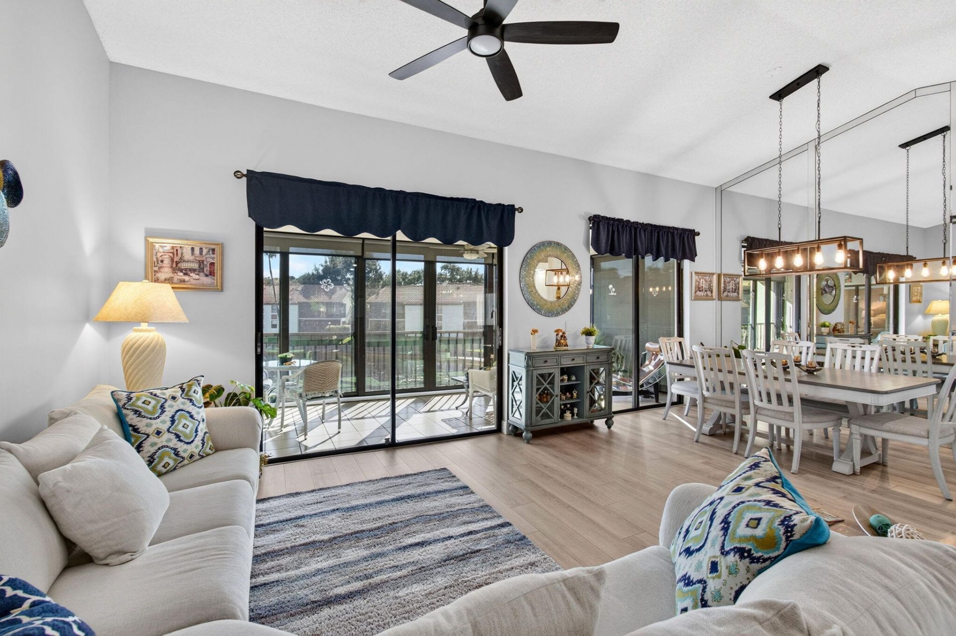 10383 S Circle Lake Drive, Unit 202, Boynton Beach, FL 33437 Photo