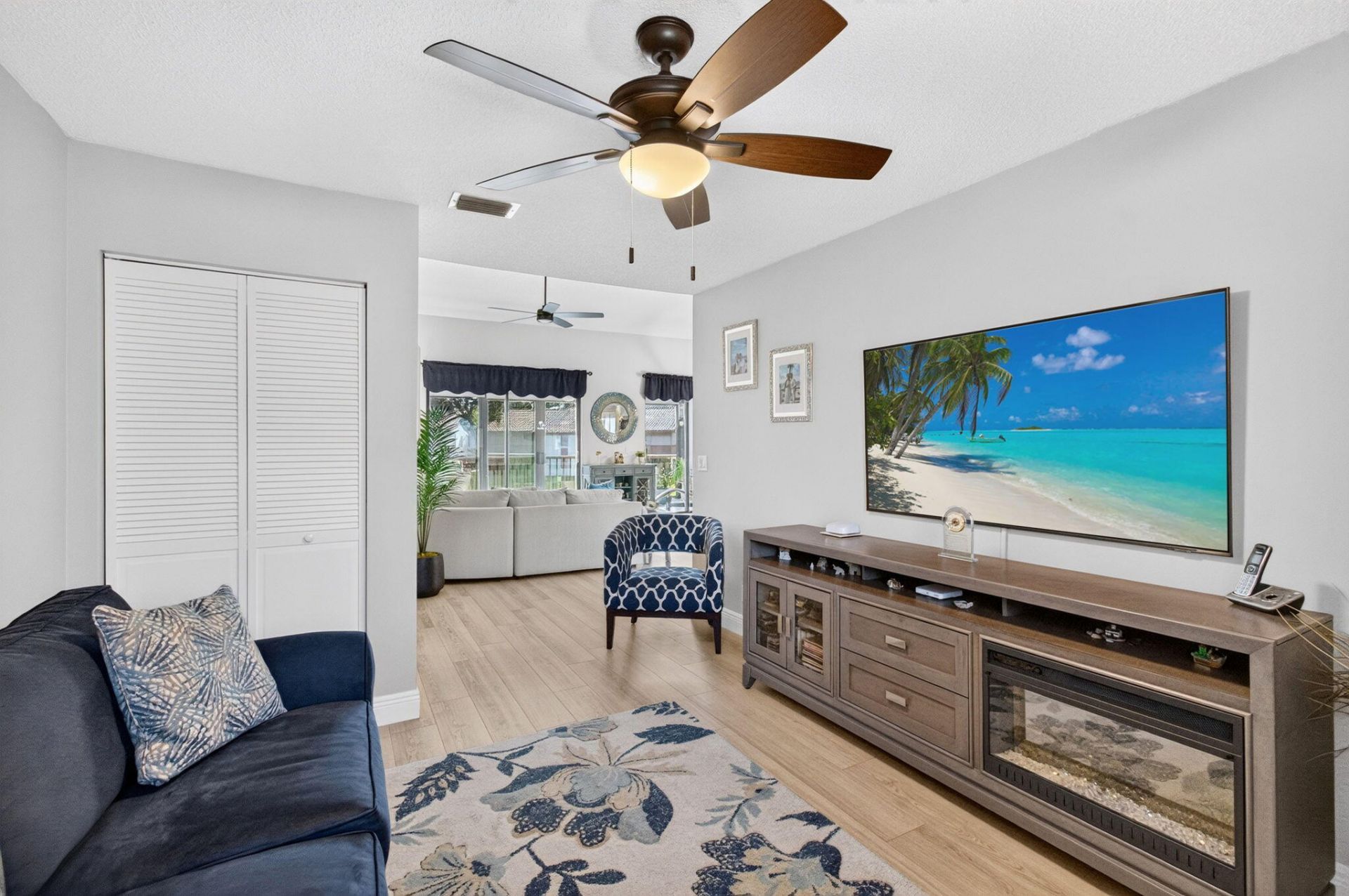10383 S Circle Lake Drive, Unit 202, Boynton Beach, FL 33437 Photo