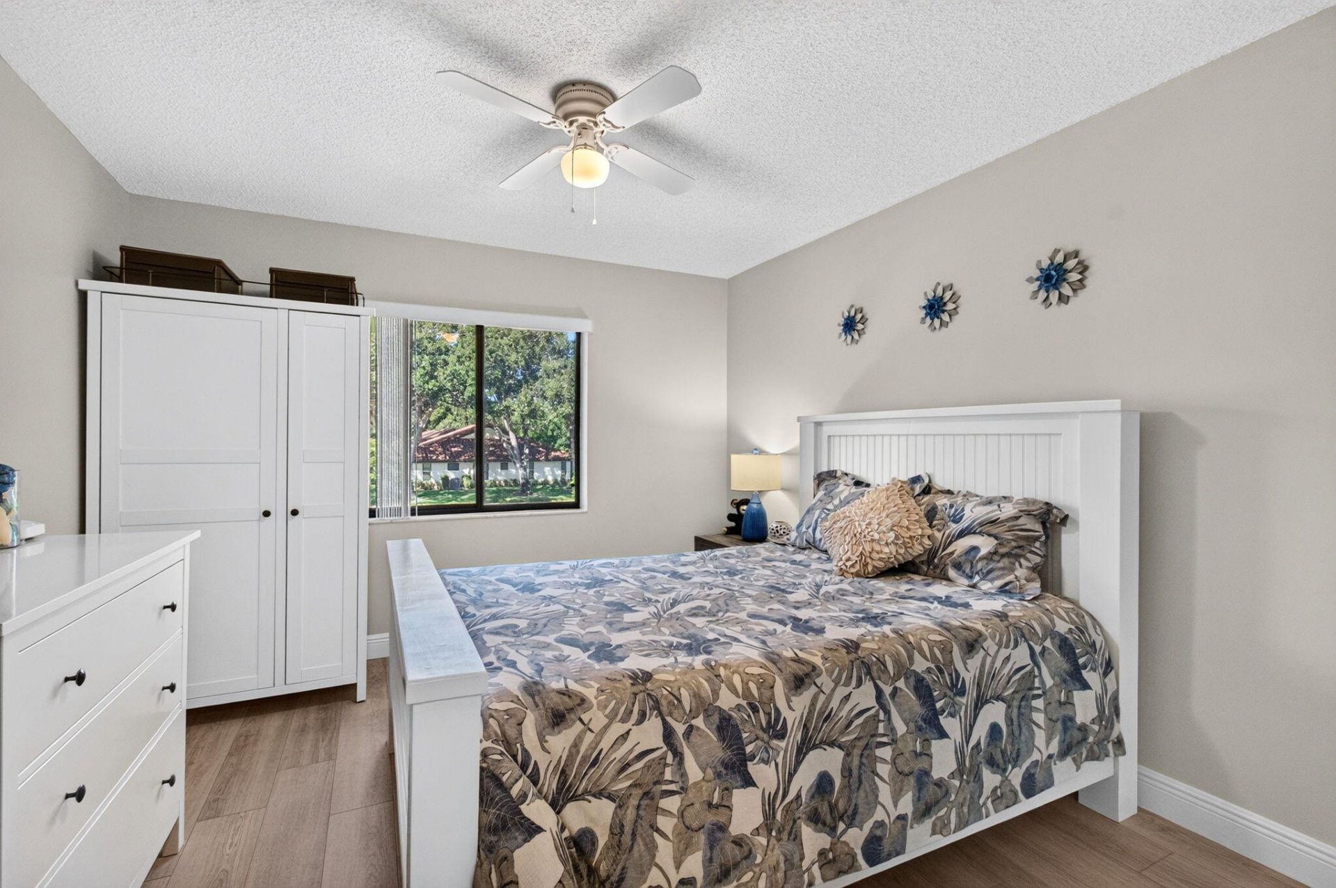10383 S Circle Lake Drive, Unit 202, Boynton Beach, FL 33437 Photo