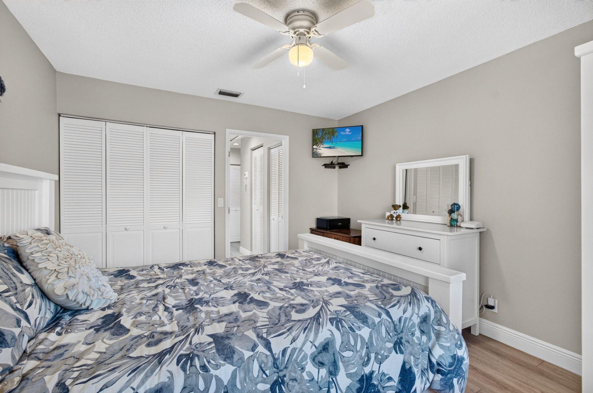 10383 S Circle Lake Drive, Unit 202, Boynton Beach, FL 33437 Photo