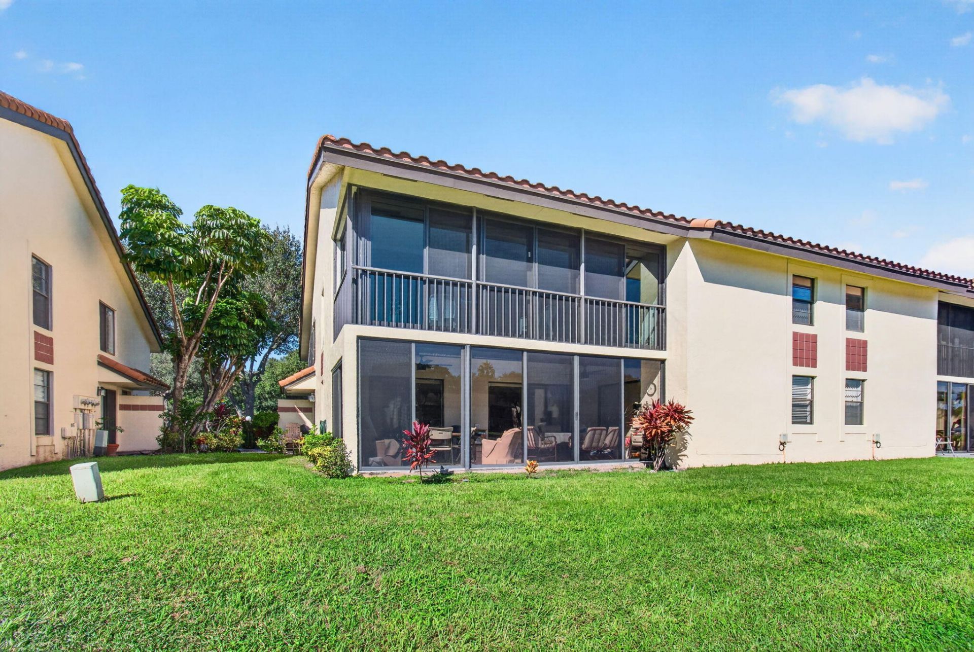 10383 S Circle Lake Drive, Unit 202, Boynton Beach, FL 33437 Photo