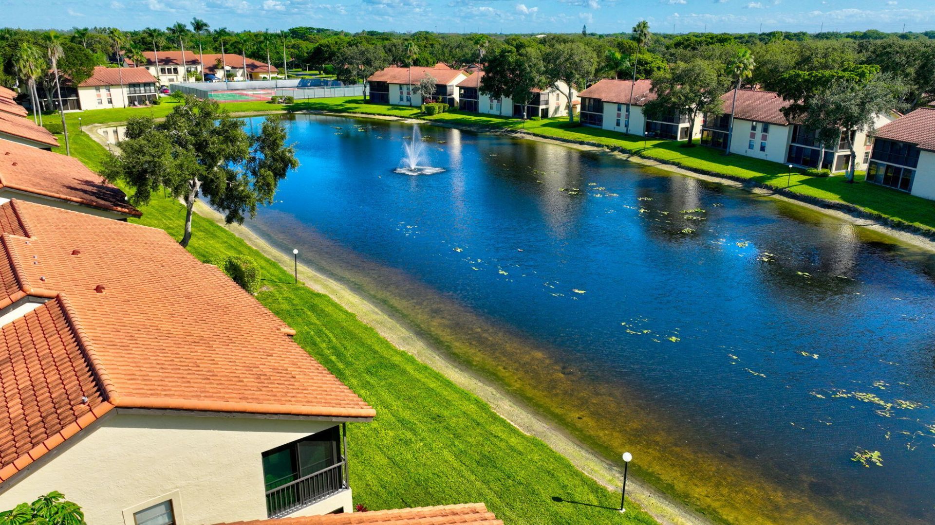 10383 S Circle Lake Drive, Unit 202, Boynton Beach, FL 33437 Photo