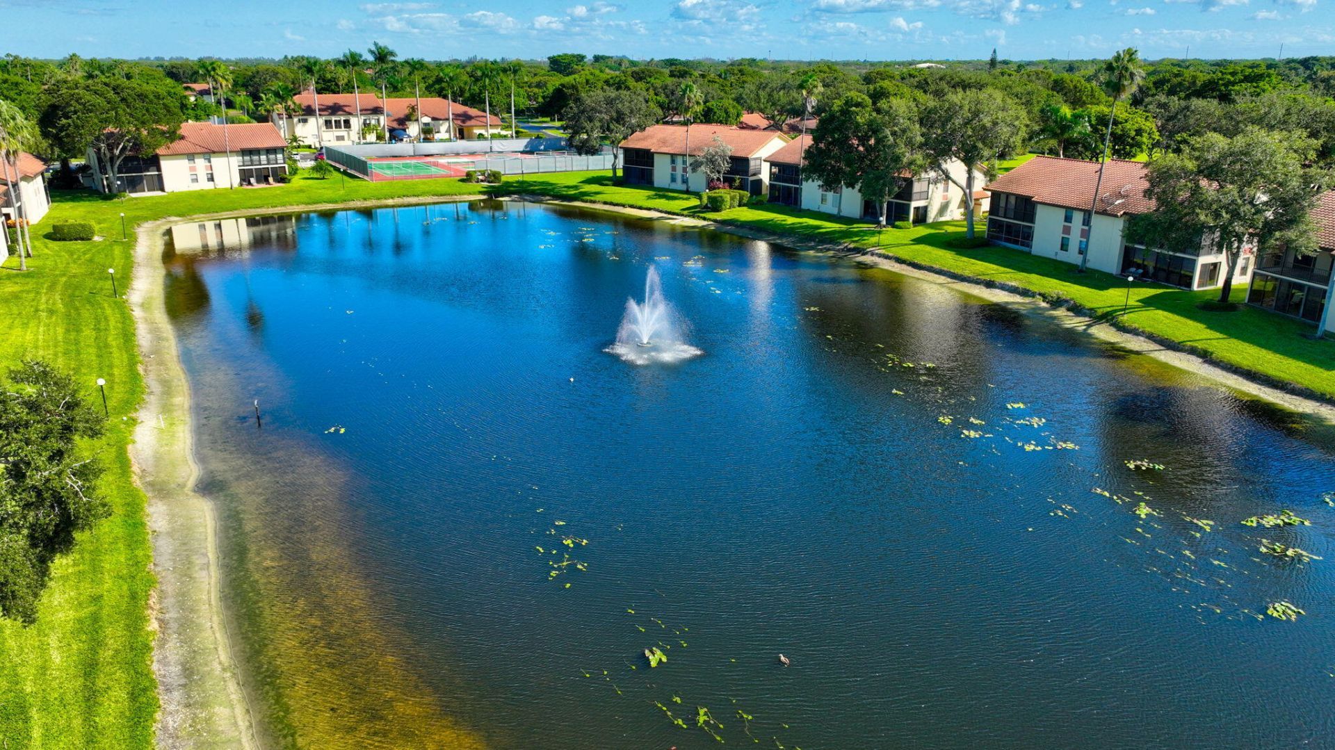 10383 S Circle Lake Drive, Unit 202, Boynton Beach, FL 33437 Photo