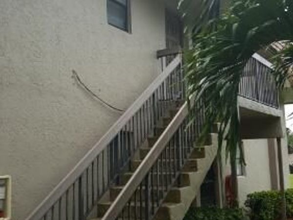 10750 ROYAL PALM Boulevard, Unit 6-4, Coral Springs, FL 33065
