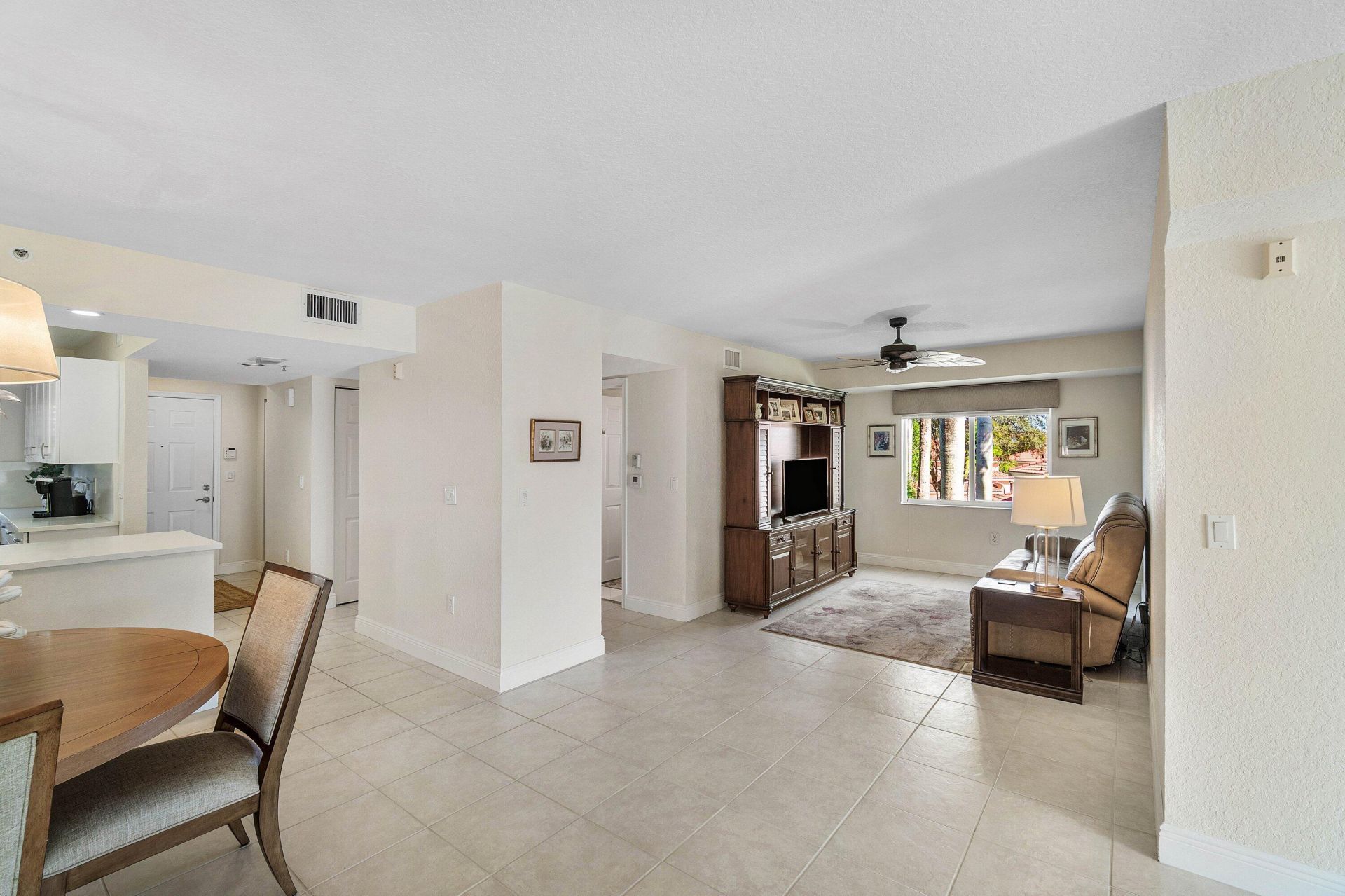 12540 Majesty Circle, Unit 301, Boynton Beach, FL 33437 Photo