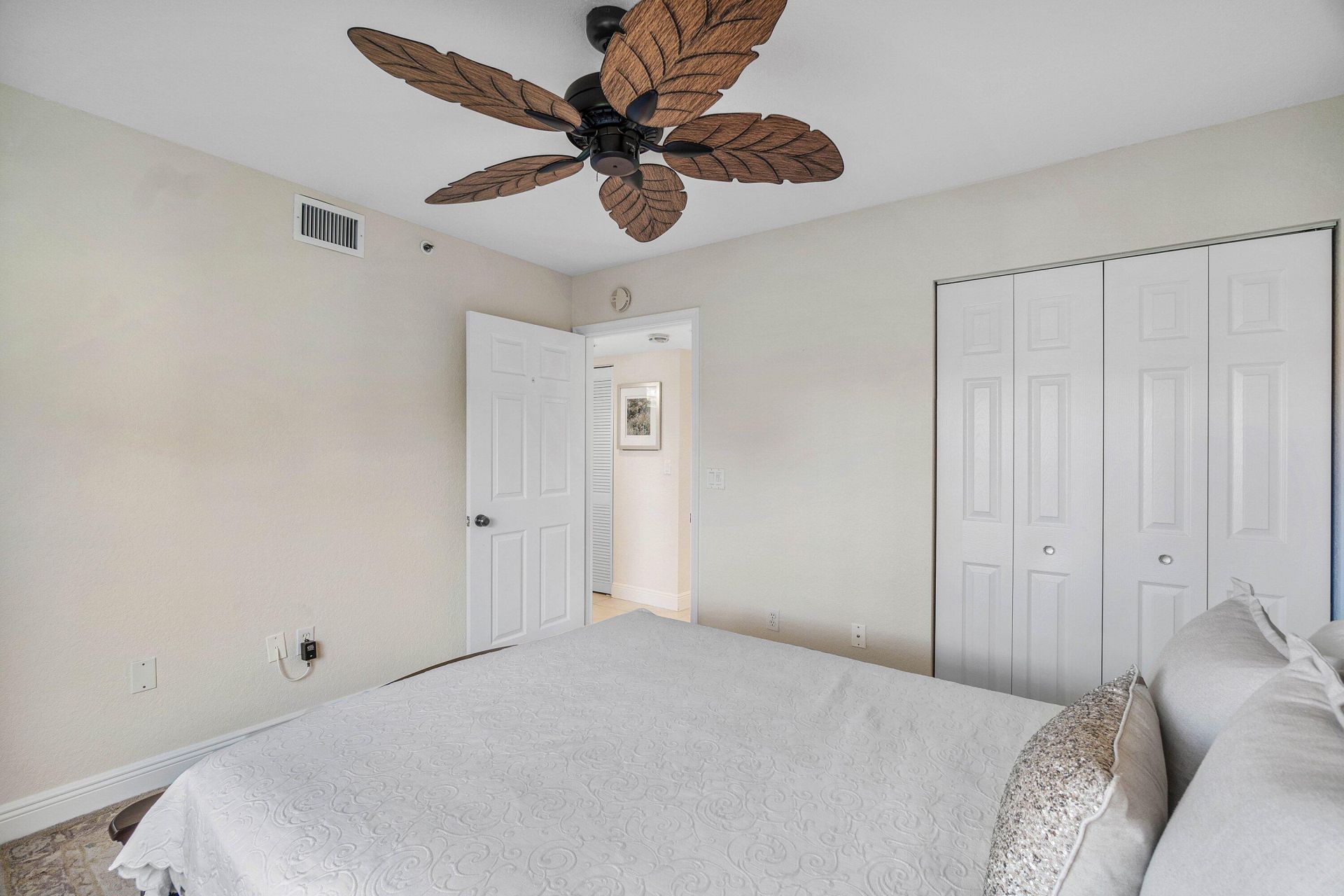 12540 Majesty Circle, Unit 301, Boynton Beach, FL 33437 Photo