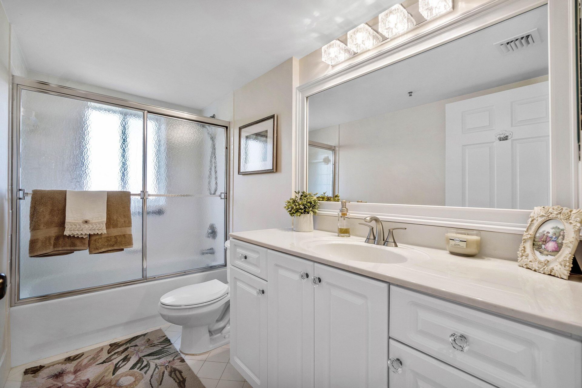 12540 Majesty Circle, Unit 301, Boynton Beach, FL 33437 Photo
