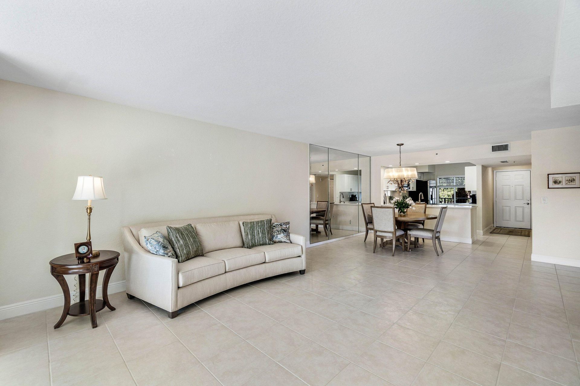 12540 Majesty Circle, Unit 301, Boynton Beach, FL 33437 Photo