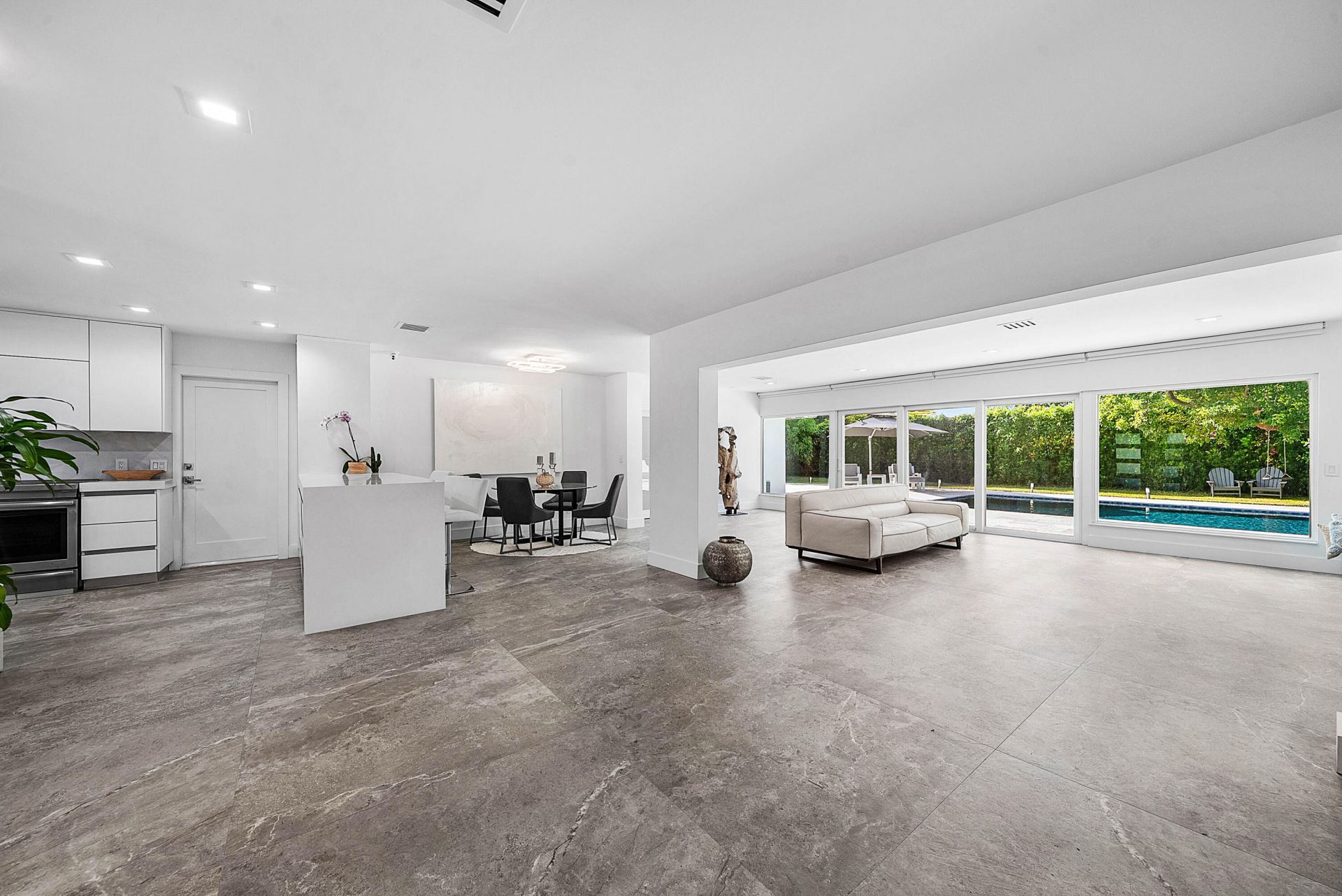 249 Gleneagles Drive, Atlantis, FL 33462 Photo