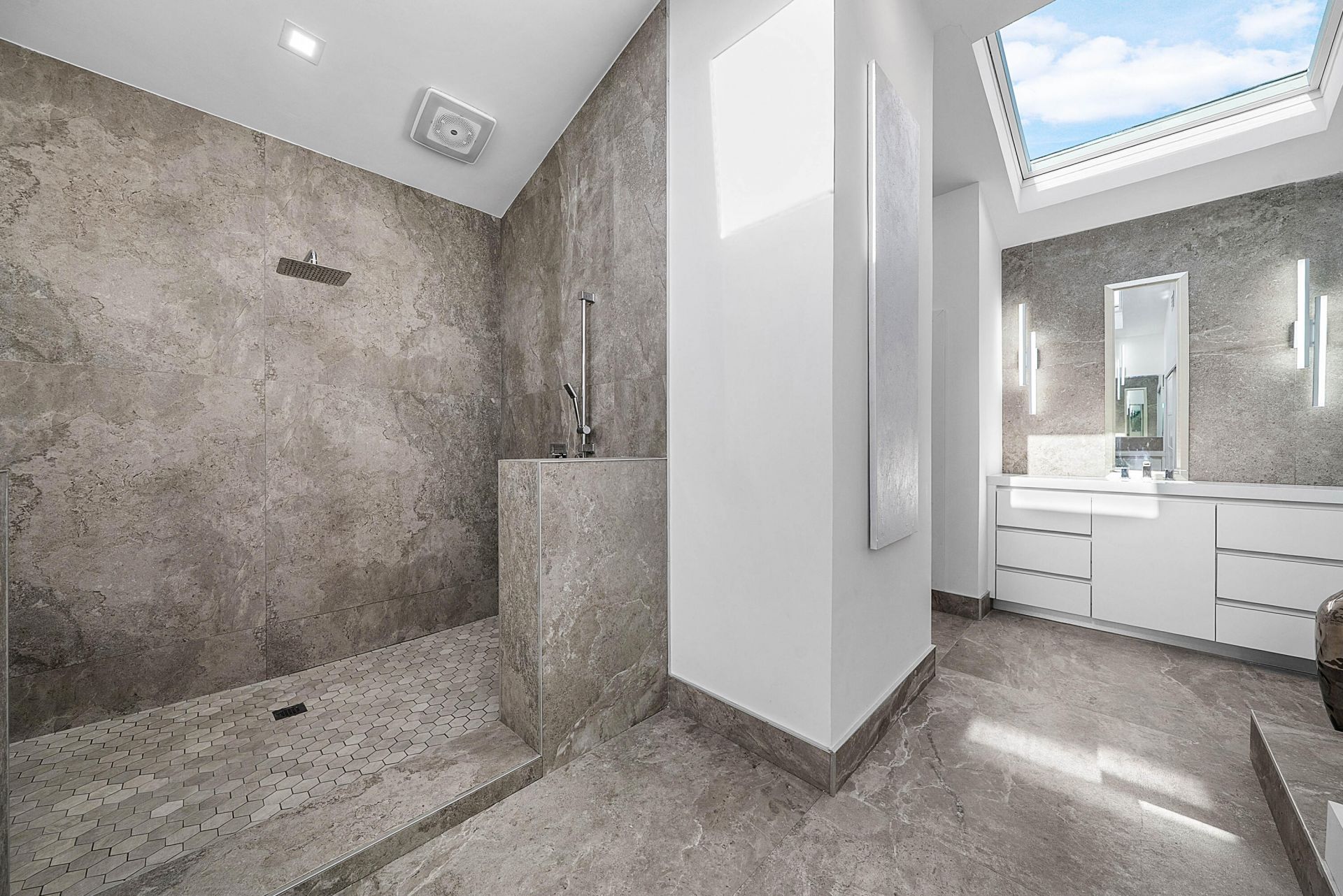249 Gleneagles Drive, Atlantis, FL 33462 Photo