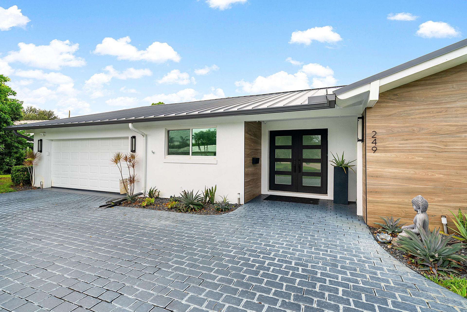 249 Gleneagles Drive, Atlantis, FL 33462 Photo
