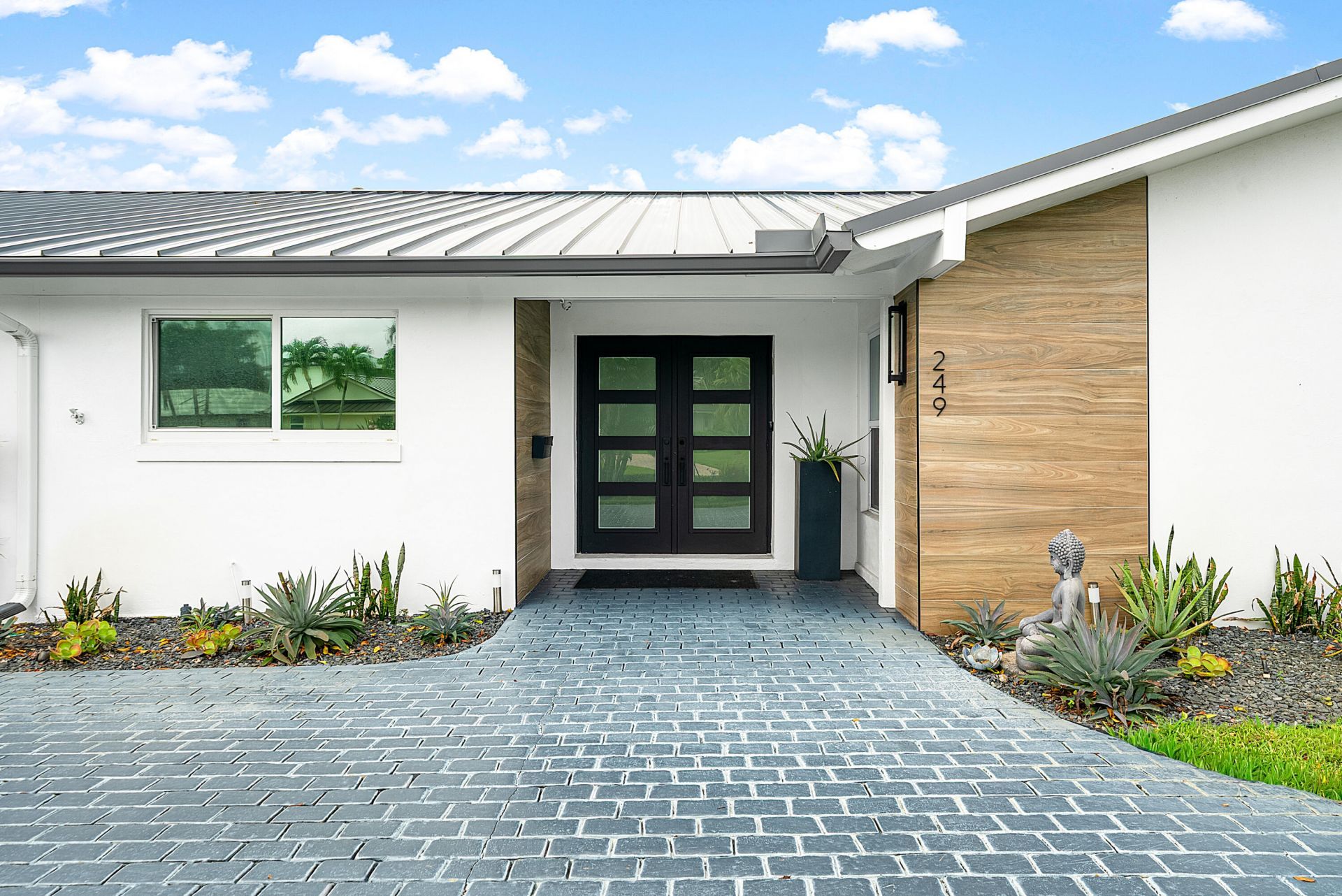 249 Gleneagles Drive, Atlantis, FL 33462 Photo