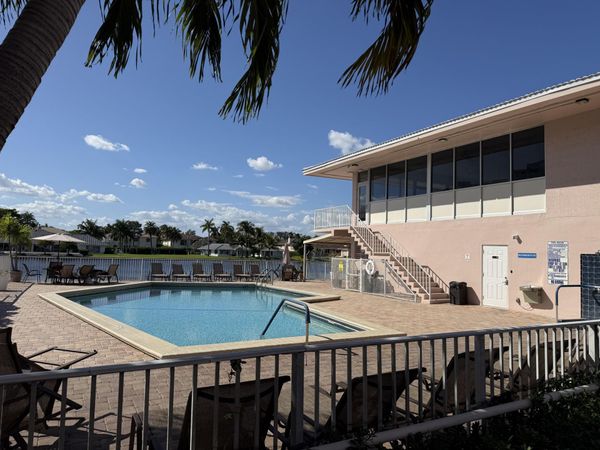 3161 S Ocean Drive, Unit 1502, Hallandale Beach, FL 33009