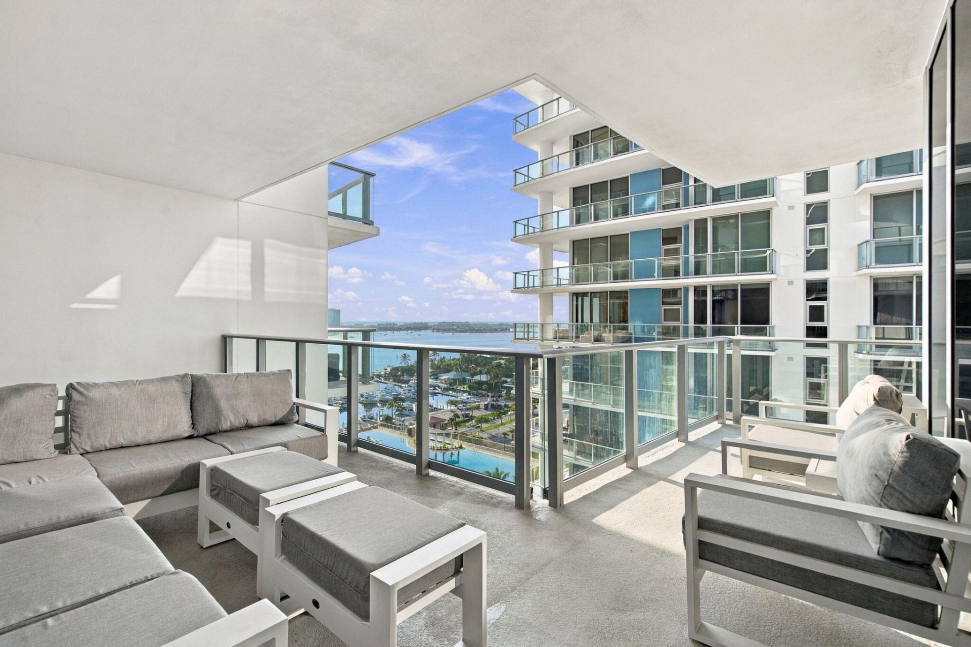 220 Lake Shore Drive, Unit 1423, West Palm Beach, FL 33403 Photo
