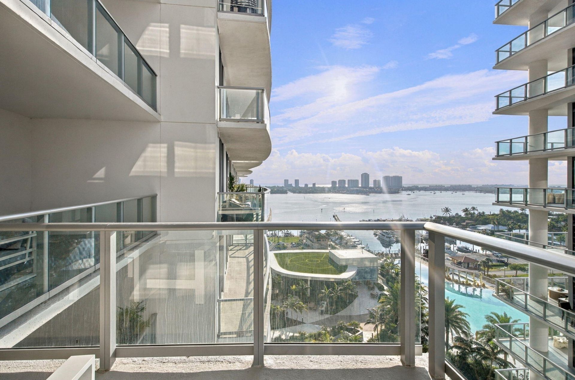 220 Lake Shore Drive, Unit 1423, West Palm Beach, FL 33403 Photo