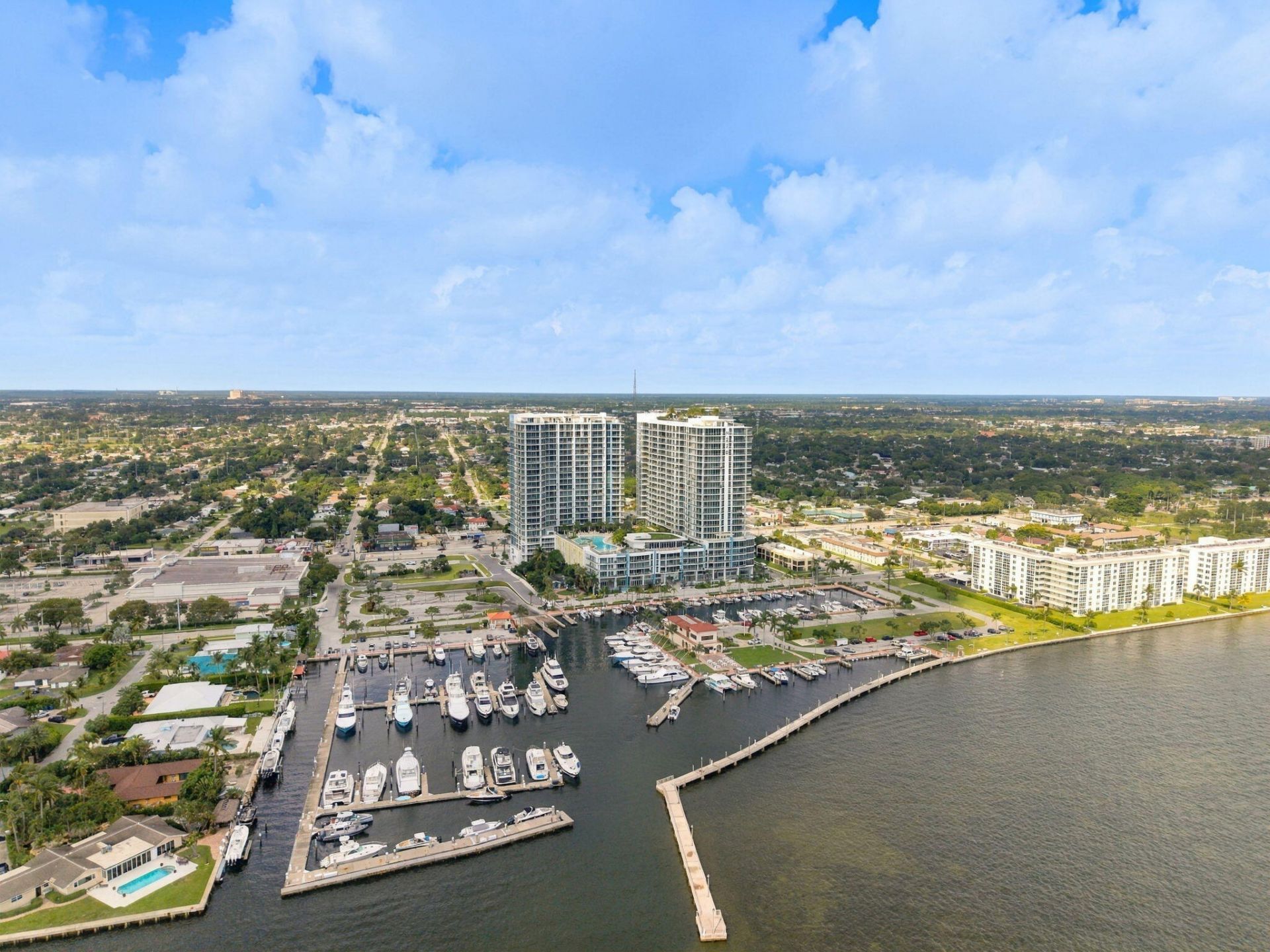 220 Lake Shore Drive, Unit 1423, West Palm Beach, FL 33403 Photo