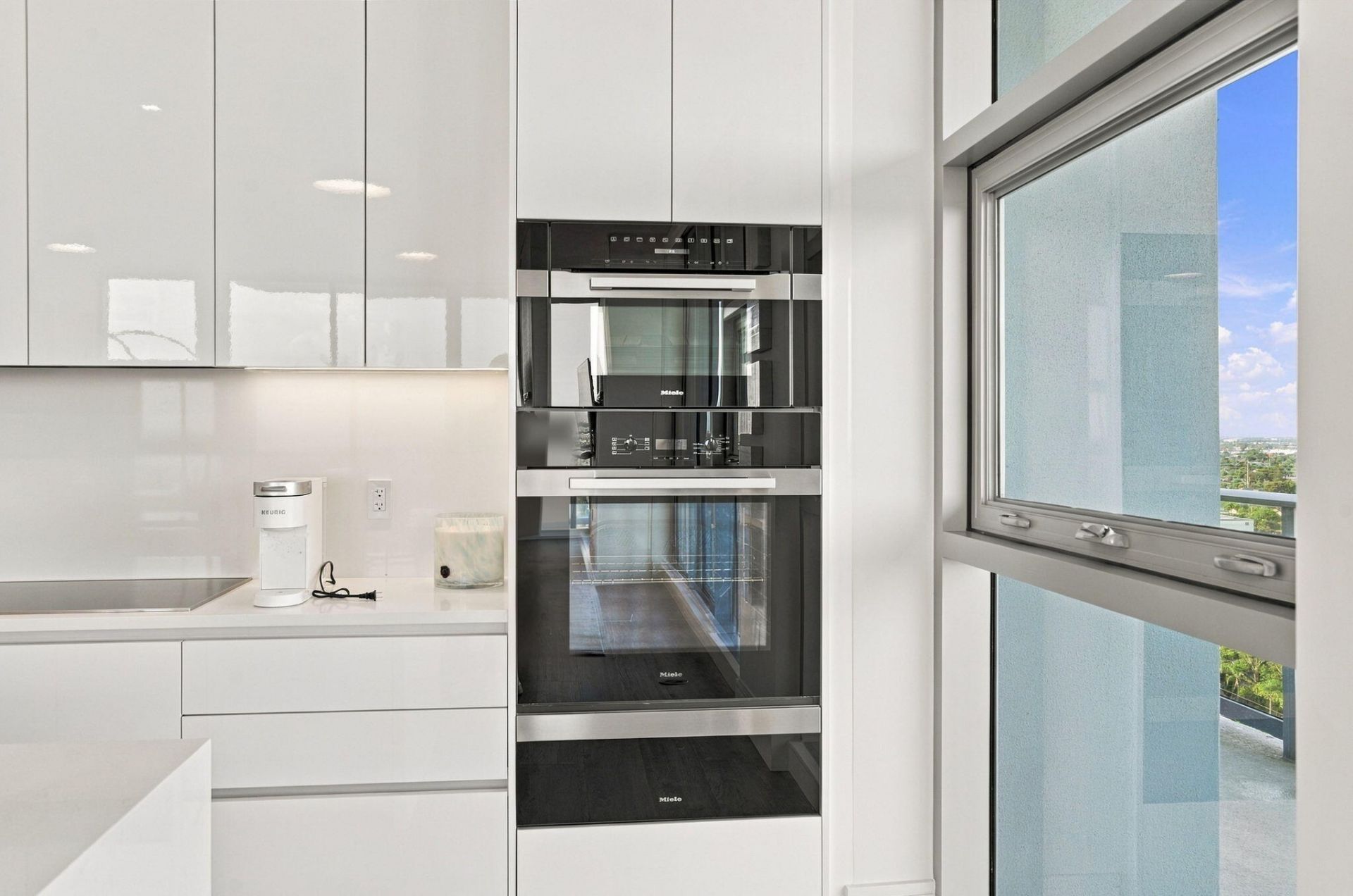 220 Lake Shore Drive, Unit 1423, West Palm Beach, FL 33403 Photo