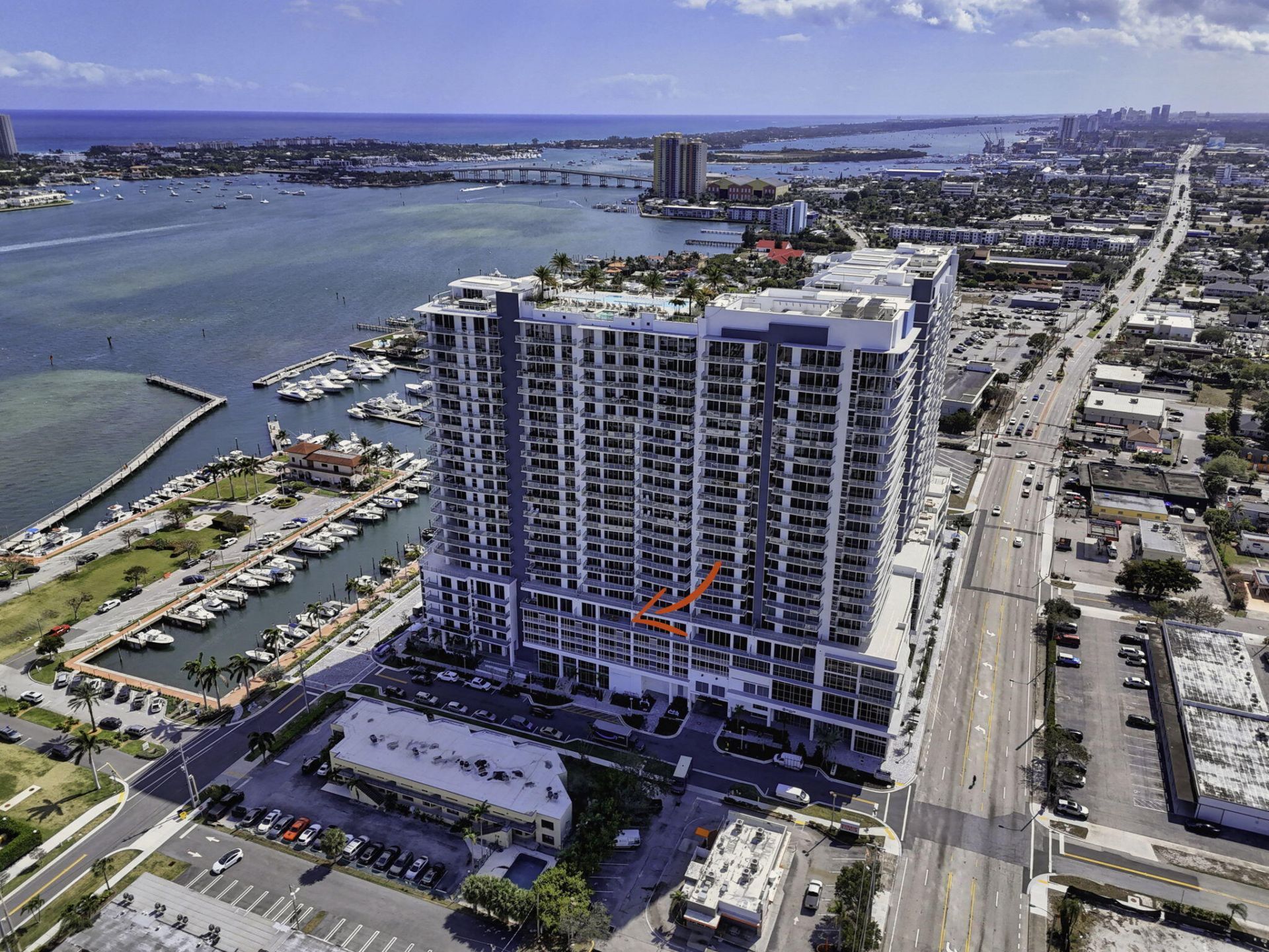 220 Lake Shore Drive, Unit 609, Lake Park, FL 33403 Photo