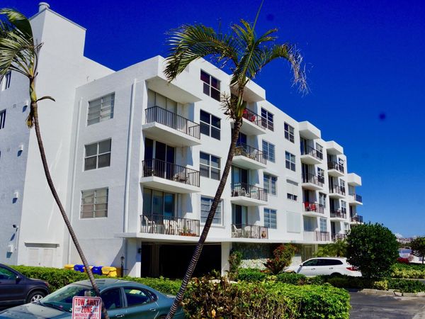 301 Croton Avenue, Unit 406, Lantana, FL 33462