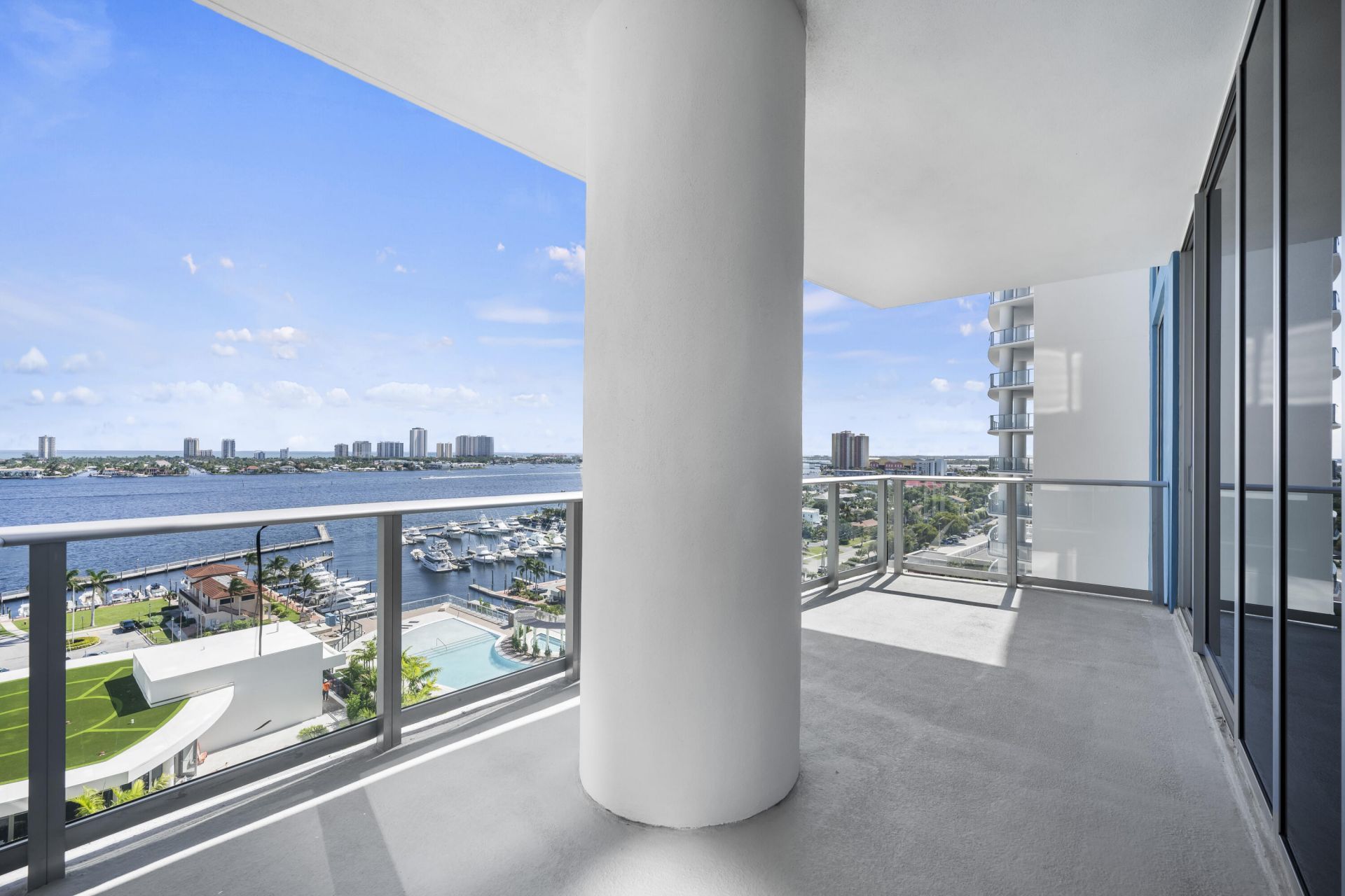 220 Lake Shore Drive, Unit 1202, West Palm Beach, FL 33403 Photo