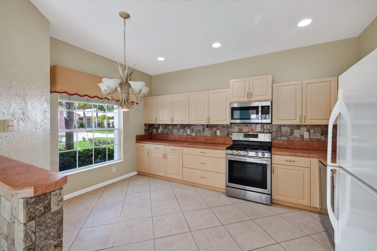 326 NW Treeline Trace, Port Saint Lucie, FL 34986 Photo